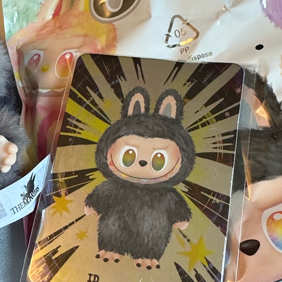 Pop Mart Big Into Energy ID Secret - Picture 6 of 14